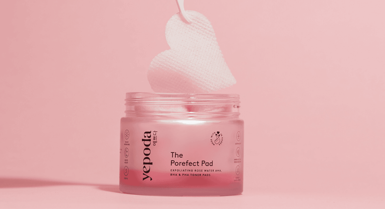 Drops vs pads : quels sont ces deux nouveaux soins qui envahissent nos rayons ?